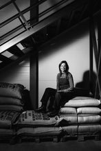 Load image into Gallery viewer, Manifest För Bättre Kaffe av Joanna Alm - Signerad Bok