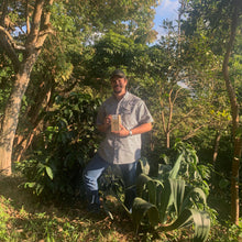 Load image into Gallery viewer, Las Brumas, WFC, Washed Pacamara, El Salvador
